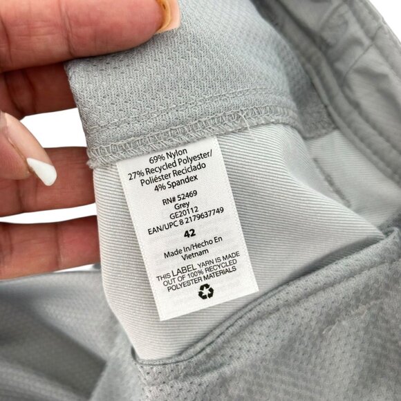 George Mens Light Gray Shorts SZ 42 Nylon Blend Golf Outdoor Activewear 9 inseam - Picture 4 of 9